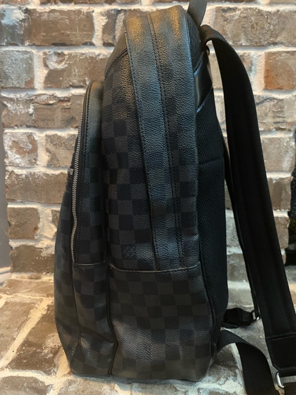 Louis Vuitton Michael Damier Graphite Backpack 🎒 - Picture 2 of 14